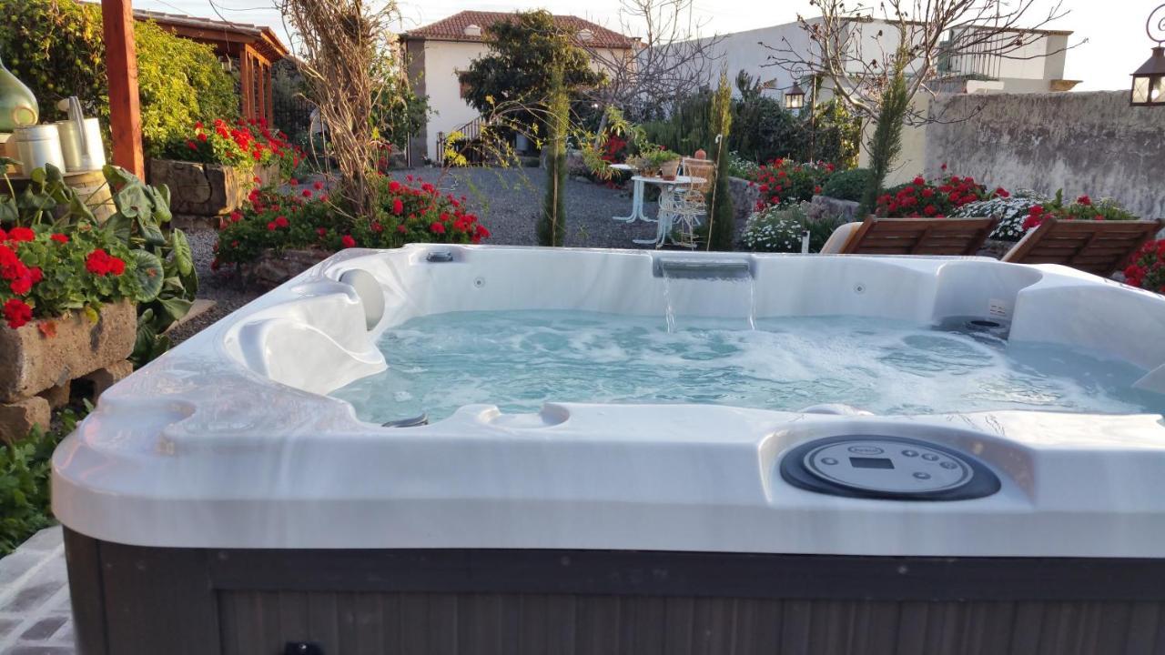 בית הארחה אדחה 	Casa Leandra Con Jacuzzi מראה חיצוני תמונה
